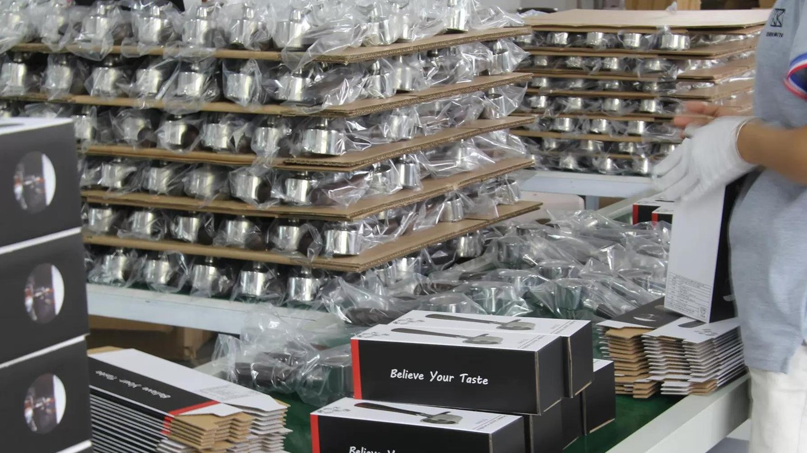 Custom portafilter private label packaging