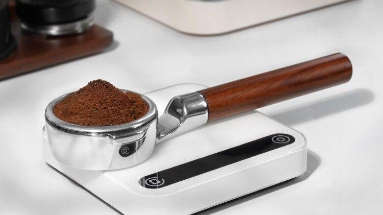 Custom bottomless portafilter with wooden handle