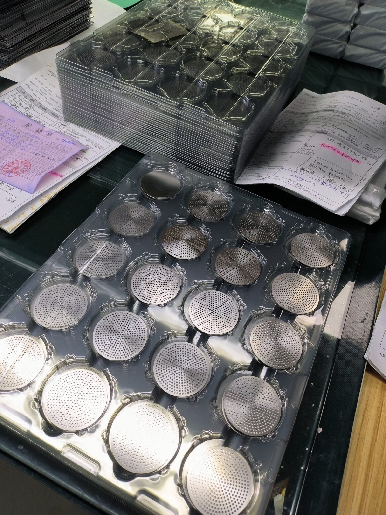 SiF puck screen manufacturing workshop